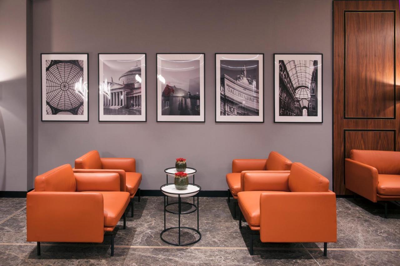 Radisson Hotel Nola Naples Bagian luar foto