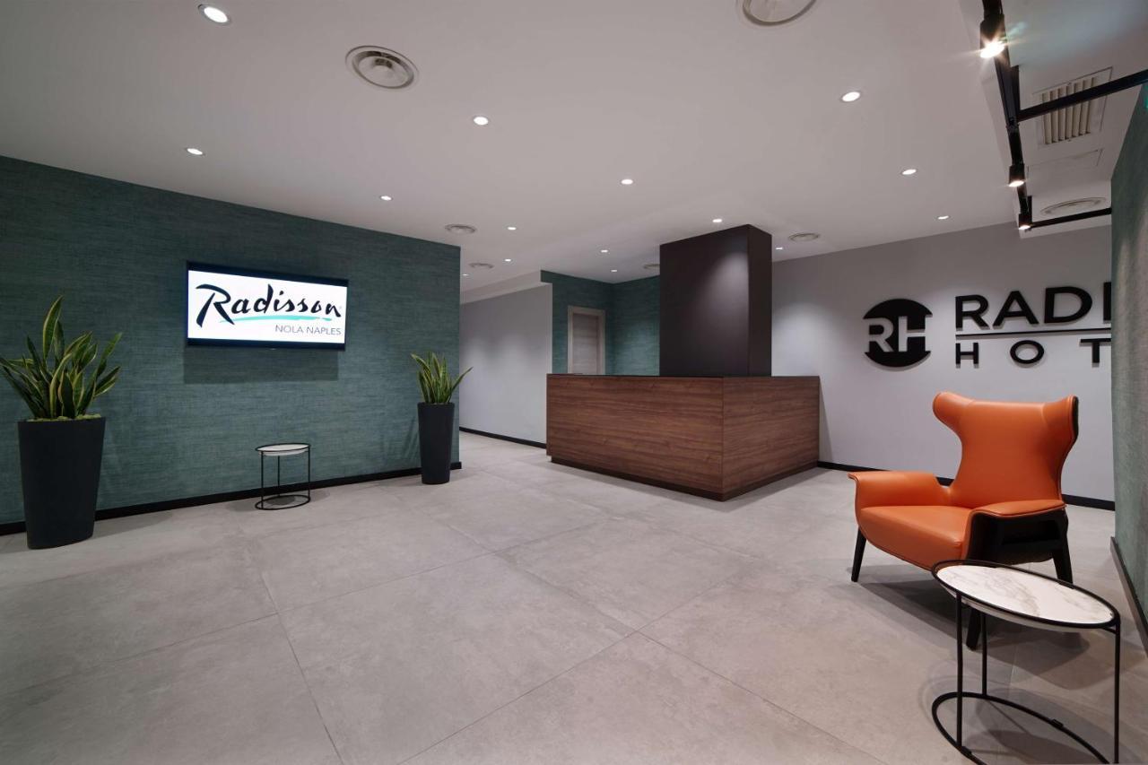 Radisson Hotel Nola Naples Bagian luar foto